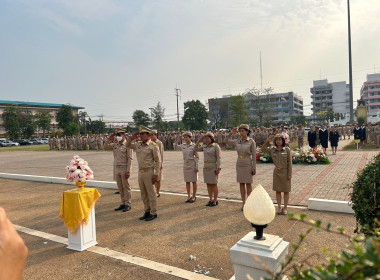 ร่วมพิธีวางพานพุ่มดอกไม้สดเพื่อเป็นการน้อมรำลึกถึงพระมหากรุณาธิคุณของพระบาทสมเด็จพระจุลจอมเกล้าเจ้าอยู่หัว เนื่องในวันท้องถิ่นไทย ประจำปี 2567 ... พารามิเตอร์รูปภาพ 9