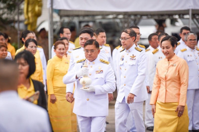 ข้าร่วมการเชิญคนโทน้ำพระพุทธมนต์ศักดิ์สิทธิ์ ... พารามิเตอร์รูปภาพ 1