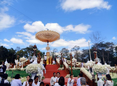 เข้าร่วมพิธีประชุมเพลิงสรีระสังขารหลวงปู่ขันตี ญาณวโร พารามิเตอร์รูปภาพ 8