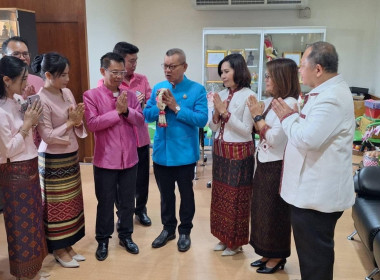 เข้าร่วมงานทำบุญตักบาตรข้าวสารอาหารแห้งแต่พระสงฆ์ และสามเณร ... พารามิเตอร์รูปภาพ 4