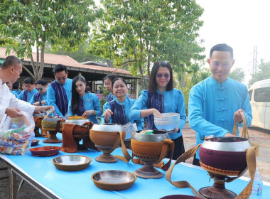 จัดพิธีทำบุญสำนักงานเพื่อเสริมสร้างความเป็นสิริมงคลในเทศกาลวันสงกรานต์ ประจำปี 2568 ... พารามิเตอร์รูปภาพ 14