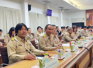 เข้าร่วมประชุมคณะกรมการจังหวัด หัวหน้าส่วนราชการ นายอำเภอ ... พารามิเตอร์รูปภาพ 7