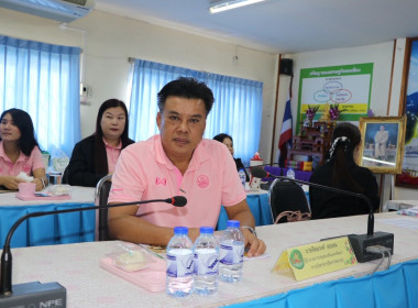 เป็นประธานในการประชุมข้าราชการ ลูกจ้างประจำ ... พารามิเตอร์รูปภาพ 3