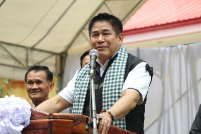 ร่วมติดตาม ร้อยเอก ธรรมนัส พรหมเผ่า รองนายกรัฐมนตรี ... พารามิเตอร์รูปภาพ 1