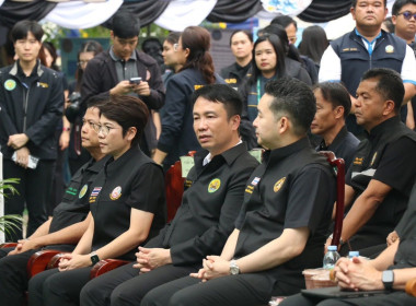 ร่วมติดตาม ร้อยเอก ธรรมนัส พรหมเผ่า รองนายกรัฐมนตรี ... พารามิเตอร์รูปภาพ 6