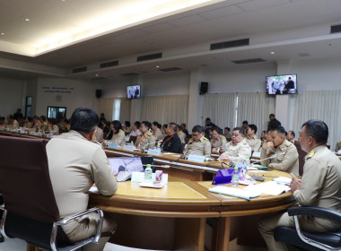 เข้าร่วมประชุมคณะกรมการจังหวัด หัวหน้าส่วนราชการ นายอำเภอ ... พารามิเตอร์รูปภาพ 7