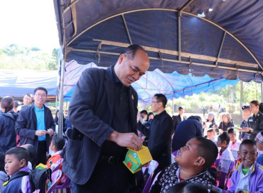 โครงการ “สหกรณ์รวมใจ...ส่งไอรัก เพื่อน้องน้อย 1/2” ... พารามิเตอร์รูปภาพ 17