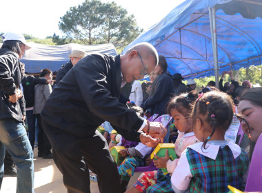 โครงการ “สหกรณ์รวมใจ...ส่งไอรัก เพื่อน้องน้อย 1/2” ... พารามิเตอร์รูปภาพ 18