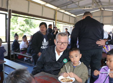 โครงการ “สหกรณ์รวมใจ...ส่งไอรัก เพื่อน้องน้อย 1/2” ... พารามิเตอร์รูปภาพ 58