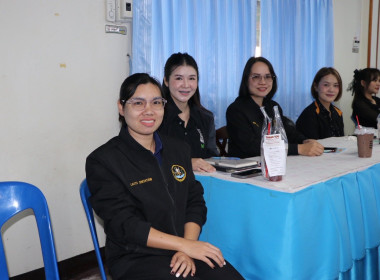 เป็นประธานในการประชุมข้าราชการ ลูกจ้างประจำ ... พารามิเตอร์รูปภาพ 10