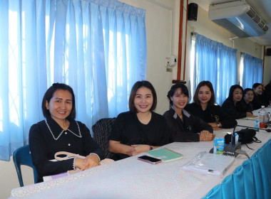 เป็นประธานในการประชุมข้าราชการ ลูกจ้างประจำ ... พารามิเตอร์รูปภาพ 12