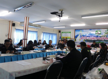 เป็นประธานในการประชุมข้าราชการ ลูกจ้างประจำ ... พารามิเตอร์รูปภาพ 30